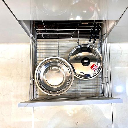 Airport Bliss Apartment+Balcony & Netflix + Prime Джайпур Екстериор снимка