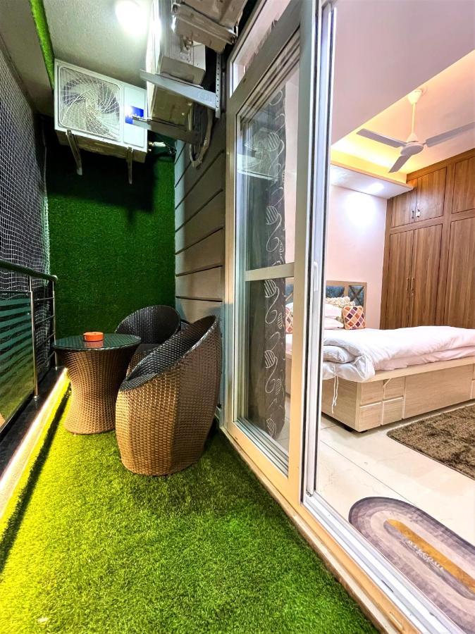 Airport Bliss Apartment+Balcony & Netflix + Prime Джайпур Екстериор снимка